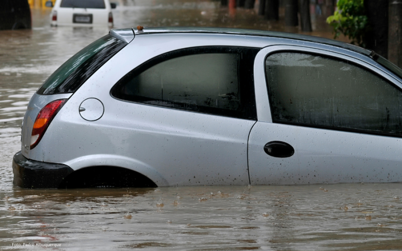 Fortaleza Enfrenta Maior Chuva do Ano e Registra 118 Ocorrências em 12 Horas
